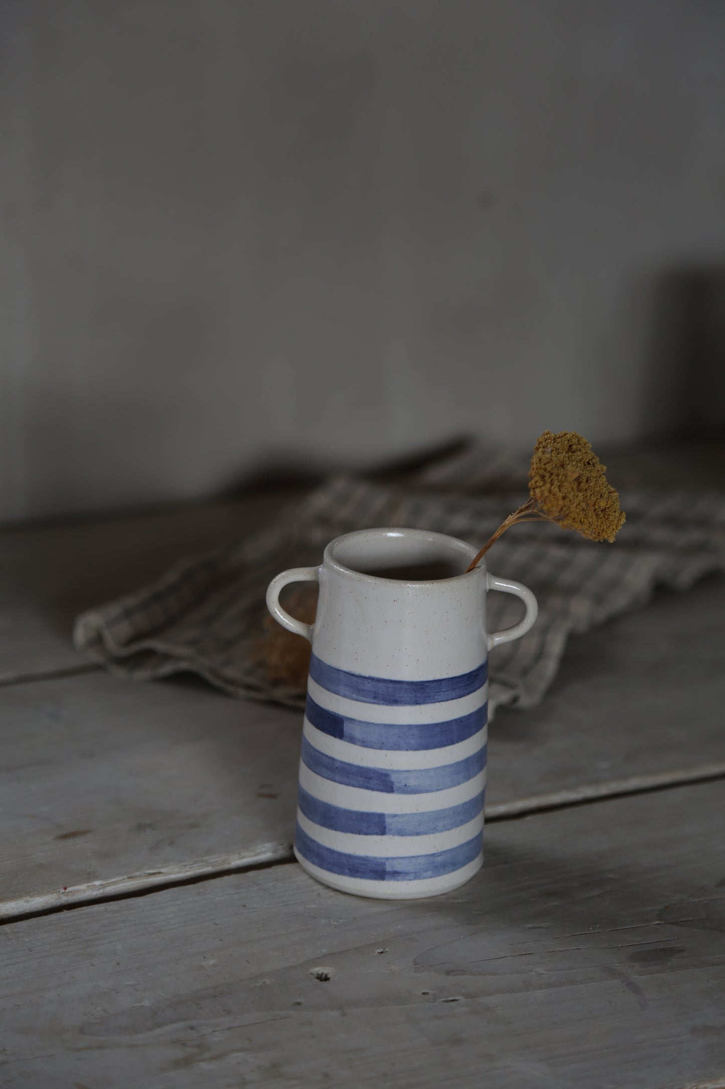 Horizontal Stripes Medium Vase with Little Handles