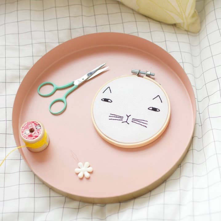 Mog the Cat Donna Wilson Embroidery Hoop Kit